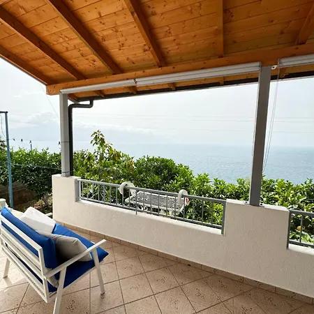 Πανσιόν My House 3*